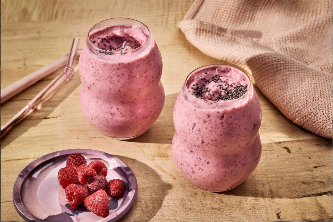 Raspberry Peach Chia Smoothie Recipe